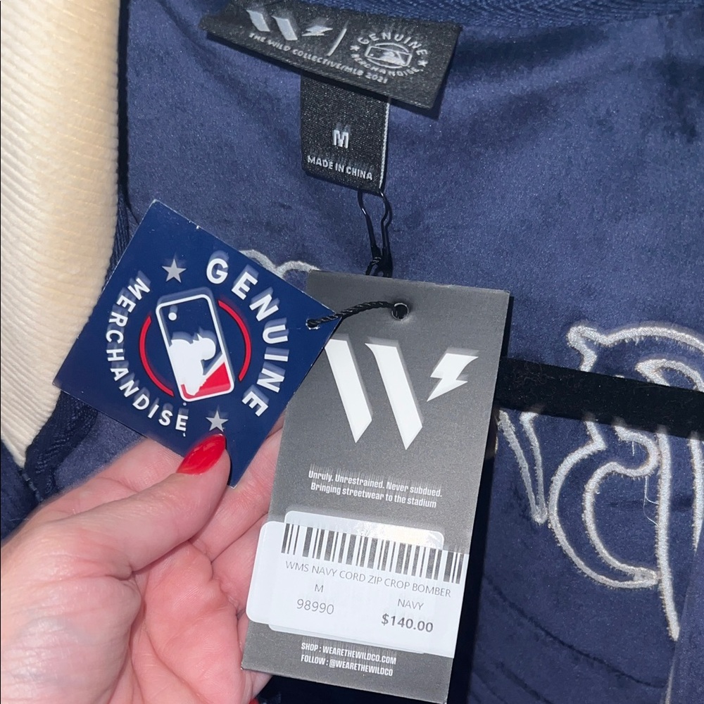 ATL Braves Navy and Red Corduroy Cropped Bomber Jacket - Picture 6 of 6